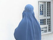 زندانيان زن افغاني قربانيان تجاوز جنسي