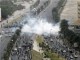پلیس بحرین با گاز اشك آور به تظاهركنندگان یورش برد