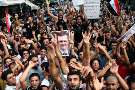 هزاران سوري با تجمع در ميدان صبا بحرات دمشق تظاهرات کردند