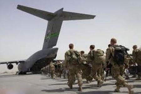 تلاش های صلح آمریکا با طالبان، زمینه خروج آبرومندان سربازان آمریکایی را از افغانستان فراهم می کند