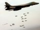 امريکا در بمباران افغانستان از بمب‌خوشه‌اي استفاده مي‌کند