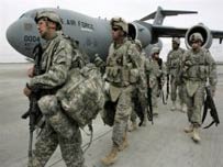 سال 2014 حضور نظامی آمریکا در فرودگاه "مناس" باید خاتمه یابد
