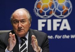 سپ بلاتر: مردن بهتر از تكرار اشتباهات داوری جام جهانی 2010 است