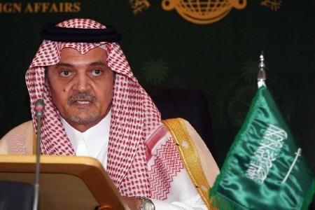 وزیر خارجه سعودی بار دیگر خواستار تسلیح مخالفان سوریه شد