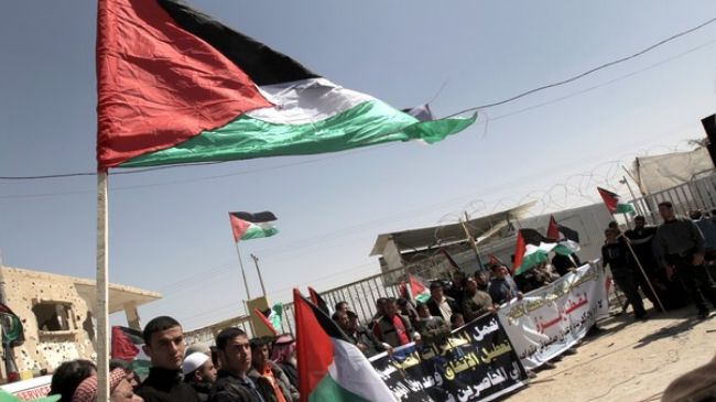 هزاران نفر از مردم غزه خواستار از سرگیری ارسال سوخت از مصر شدند