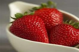 توت فرنگی و گوجه فرنگی عامل بروز جوش های پوستی هستند
