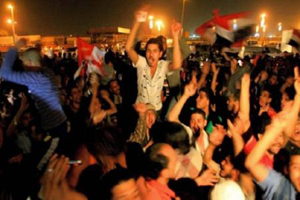 مصریها علیه شورای نظامی دست به تظاهرات زدند