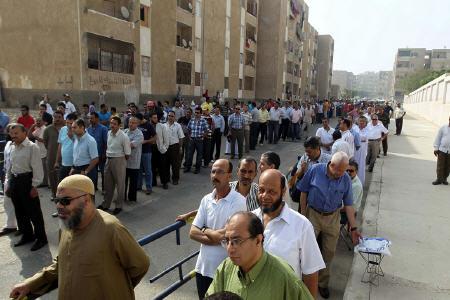 حضور مصری ها در پای صندوق های رأی انتخابات رياست جمهوري چشمگیر بود