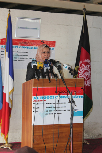 سنگ تهداب اولین بانک خون استندرد کشور در کابل گذاشته شد