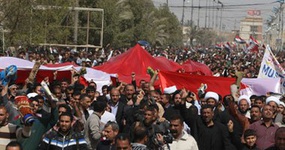 حمله خشونت‌آميز نيروهاي پوليس رژيم آل خليفه به معترضان بحريني