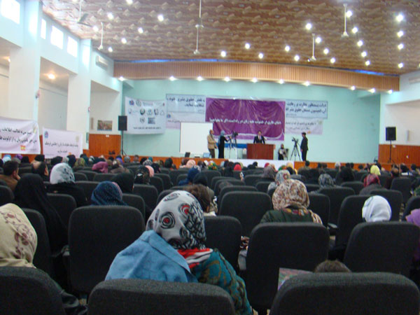 محفل روز جهانی محو خشونت علیه زنان در هرات