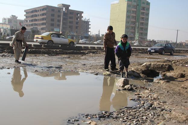 کوچه های کابل بعد از بارش باران( افشار)