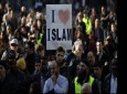 مردم برن در سوئیس در اعتراض به تبعیض علیه مسلمانان تجمع کرده‌اند. 11 عقرب
