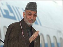 رئیس جمهور کرزی کابل را به مقصد لندن ترک کرد