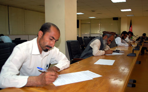 داوطلبان 90 بست شغلی در معارف هرات به رقابت پرداختند