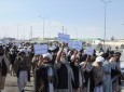 تظاهرات صدها تن از شهروندان هلمند در اعتراض به عدم توسعه برق رسانی و بازسازی این ولایت در مقابل وزارت انرژی و آب در کابل  