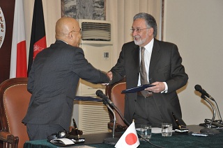 مشروح کنفرانس خبری وزیر خارجه با سفیر جاپان