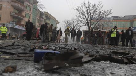 ده نیروی پولیس و هشت شبه نظامی کشته و زخمی شدند