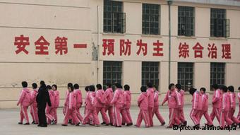 در چین صدها کمپ کار اجباری وجود دارد