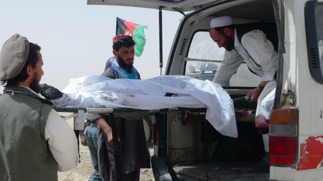 حادثه ترافیکی در ولایت قندهار 40 کشته و زخمی برجای گذاشت