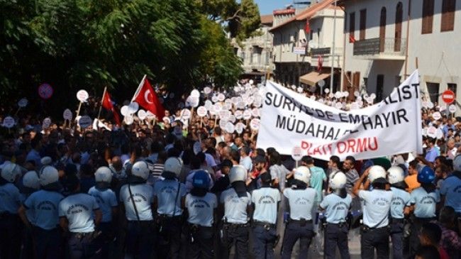 مردم ترکیه به دخالت دولت کشورشان در امور سوریه اعتراض کردند