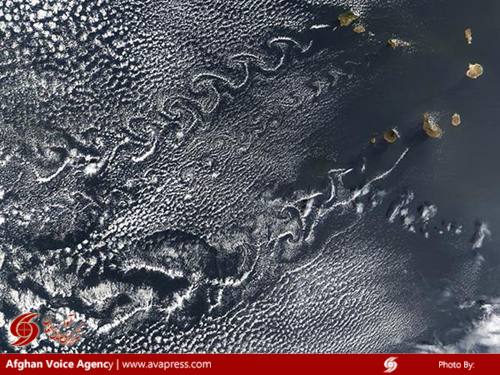 گرداب‌های ابری الگوهای زیبایی را در آسمان نزدیک جزایره کیپ‌ورده در شمال غربی آفریقا ایجاد کرده‌اند