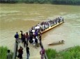 در اثر واژگون شدن قایق مسافربری در مالیزیا ۲۱ نفر مفقود شدند