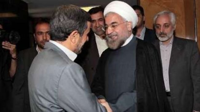 احمدی نژاد و روحانی دیدار و گفتگو کردند