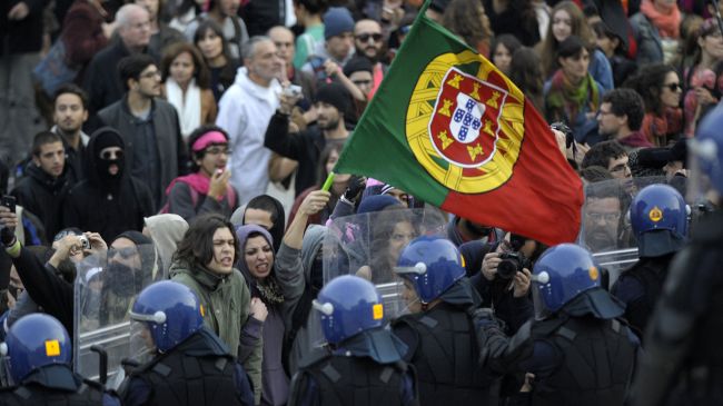 اتحاديه‌هاي کارگري پرتغال اعتصاب می کنند