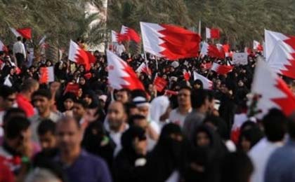 ادامه اعتراضات همزمان بااقدامات سرکوبگرانه رژیم در بحرین