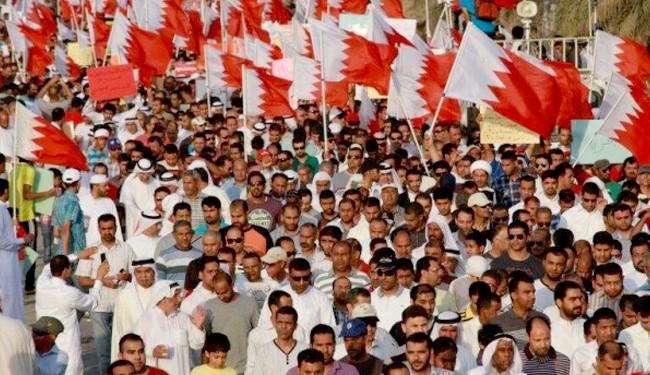 تظاهرات ده‌ها هزار بحرینی ضد آل‌خلیفه