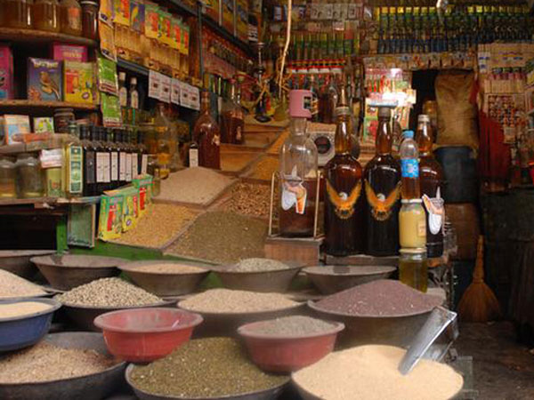 ابراز نگرانی مردم مزار شریف از افزایش قیمت مواد خوراکه در ماه رمضان