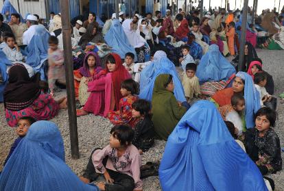 پاكستان حضور پناهندگان افغان در اين كشور را تا سال ۲۰۱۵ تمديد مي كند