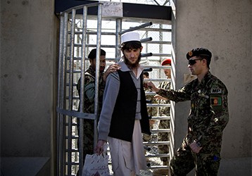گوانتاناموی دوم ،چالش امریکا در افغانستان