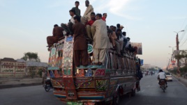 په بلوچستان کې پنجاب ته تلونکي ۱۳ مسافر وژل شوي
