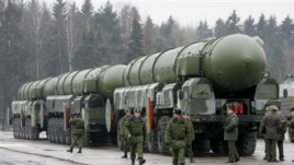 مسکو حق استفاده از تسلیحات اتمی را در پاسخ به یک حمله متعارف برای خود حفظ می کند