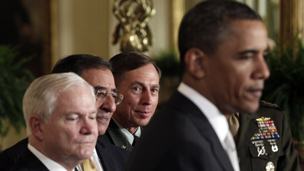 انتقاد وزیر دفاع پیشین امریکا از سیاست های اوباما در افغانستان