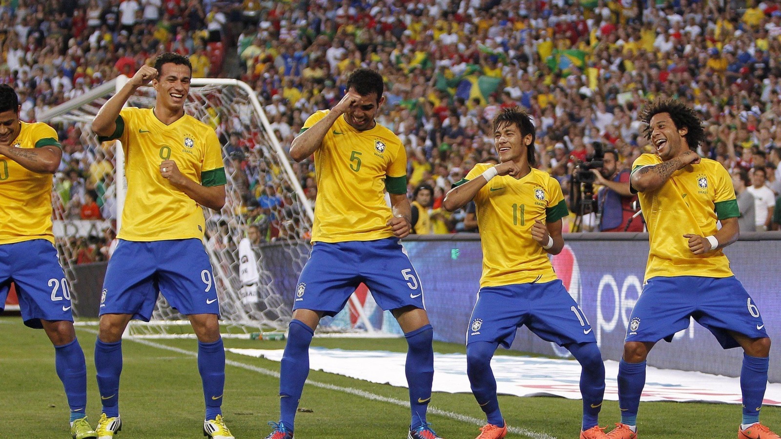 برزیل با درخشش نیمار افریقای جنوبی را شکست داد