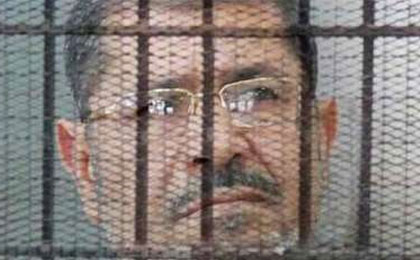 تعویق محاکمه مرسی رئیس جمهور برکنار شده مصر