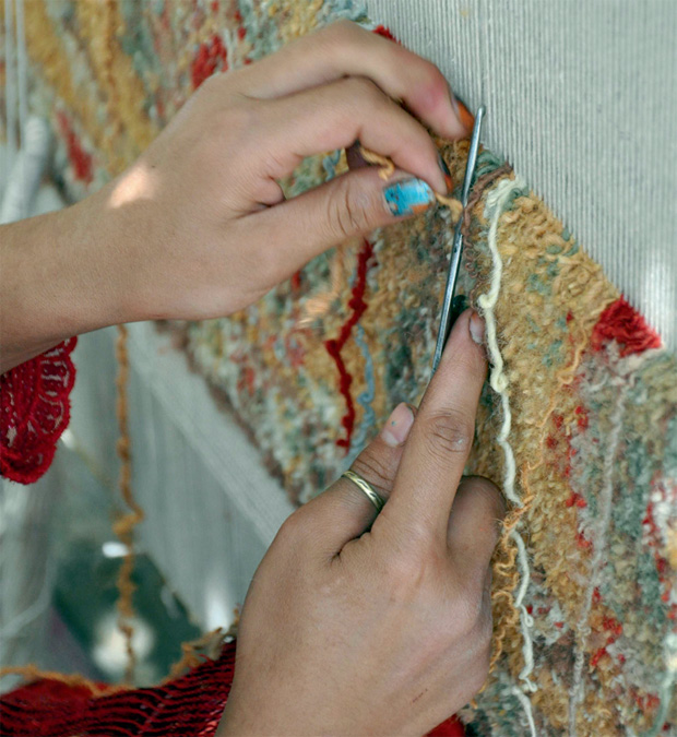 Afghan carpets to debut  at Design Days Dubai