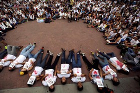 درگیری میان نیروهای پولیس و دانشجویان معترض در ونزوئلا