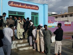 هزاران تن از زنان و مردان در ولایت فراه به پای صندوق های رای رفتند
