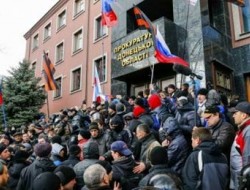 تجمع هواداران پیوستن به روسیه در دونتسک