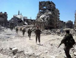آغاز عقب نشینی تروریست ها از حمص/ پاکسازی بدون درگیری