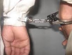 بازداشت ۲ پولیس محلی به اتهام قاچاق مشروبات الکلی در تخار