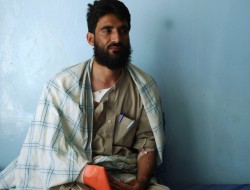 فرد زخمی شده توسط طالبان در شفاخانه غزنی