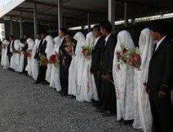 استقبال جوانان و علمای دینی از طرح قانون مراسم عزاداری و عروسی