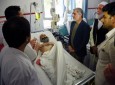 بازدید داکتر عبدالله عبدالله از زخمی شدگان حادثه ارگون در شفاخانه ایمرجنسی کابل  