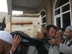 انتقال اجساد پنج تن از کشته شدگان حادثه غور به کابل