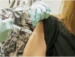 واکسن ابولا روی ۶۰ نفر در آکسفورد آزمایش می‌شود
